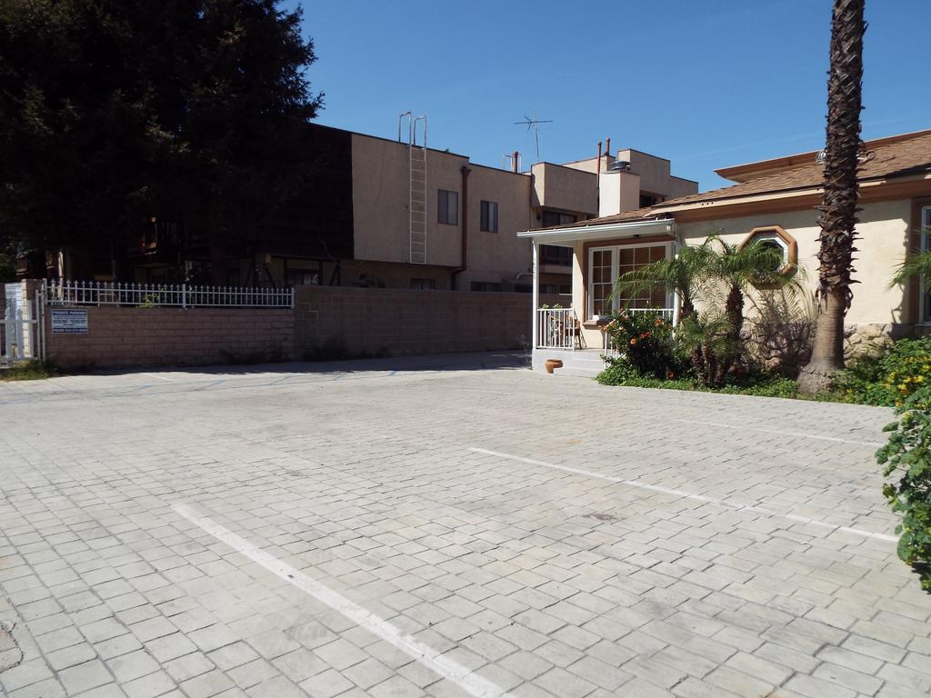 The Vivoli House Apartments Los Angeles Exterior photo